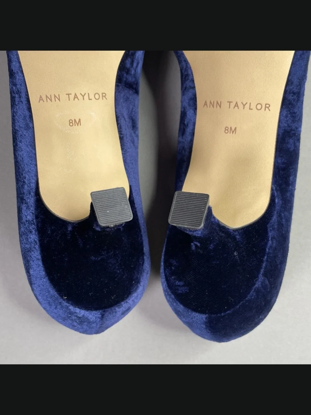 NEW Ann Taylor Shoes Womens 8 blue velvet kitten heels point toe cocktail